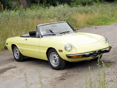 Alfa Romeo Spider 105/115 (1969–1983)