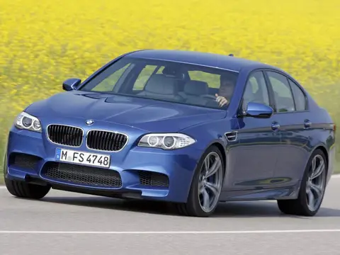 M5 F10 (2011–2017)