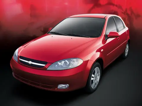 Chevrolet Optra 5 (2004–2008)