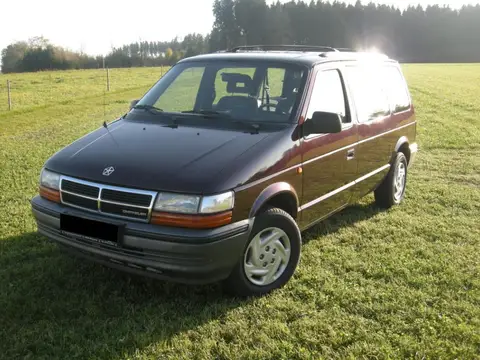 Chrysler Voyager II (1990–1996)