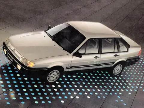 Ford Versailles (1991–1996)