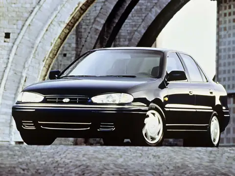 Hyundai Lantra J1 (1993–1995)