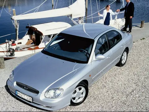 Sonata EF (1998–2001)