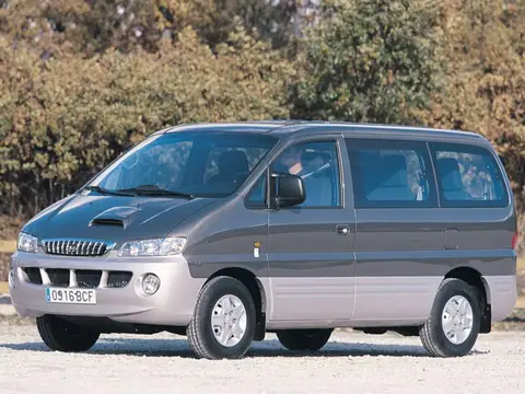 Hyundai Starex (1997–2004)
