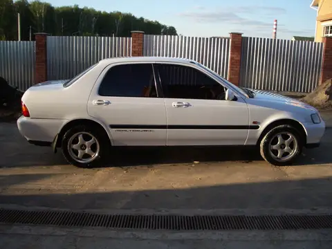 Isuzu Gemini IV (1993–1996)