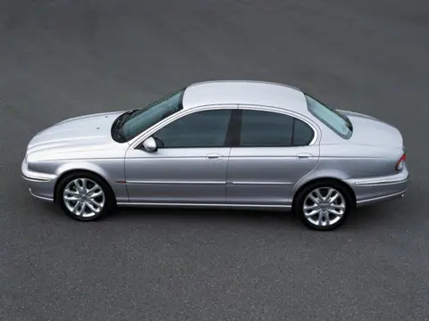 Jaguar X-Type (2002–2009)