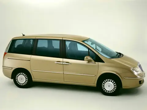 Lancia Phedra (2002–2010)