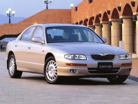 Eunos 800 (1996–2000)