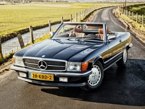 Mercedes-Benz SL R107 (1971–1989)