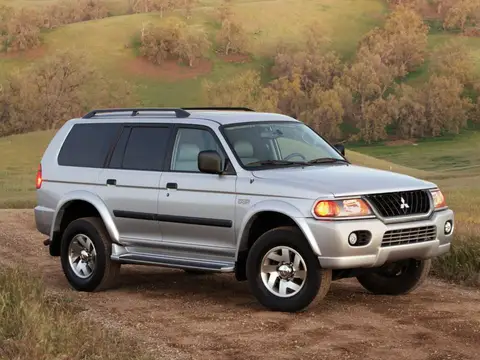 Montero Sport I (1999–2004)