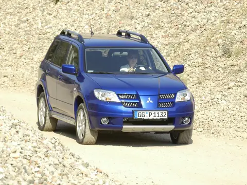 Outlander I (2001–2008)