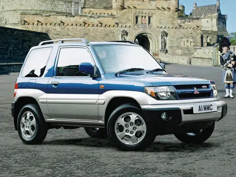Shogun Pinin (2000–2005)