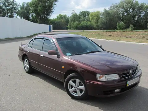 Maxima A32 (1995–2000)