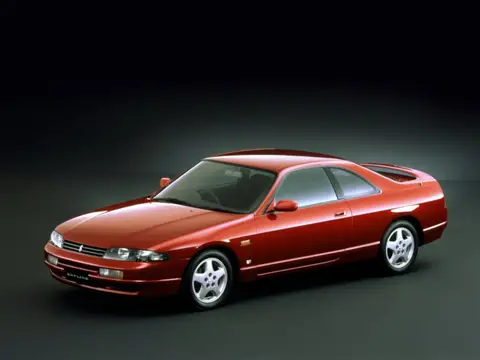 Nissan Skyline R33 (1993–1998)