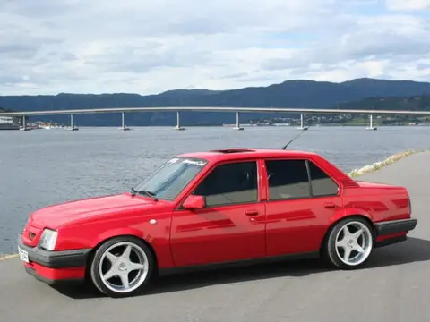Opel Ascona C (1981–1988)