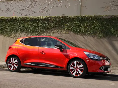 Clio IV (2012–2019)