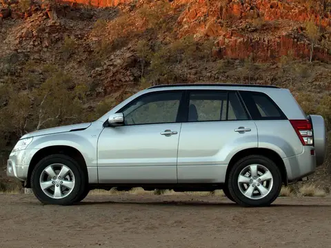 Suzuki Grand Vitara II (2005–2017)
