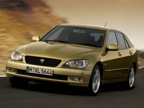 Altezza (2001–2005)