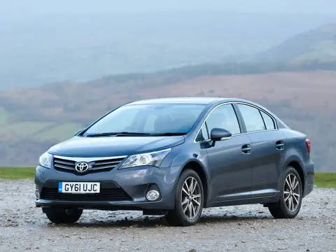 Toyota Avensis T270 (2011–2015)