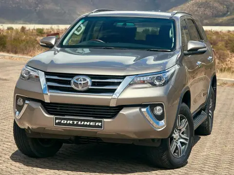 Toyota Fortuner II (2015–н.в.)