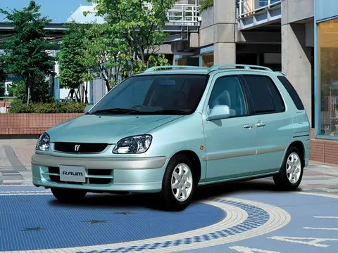 Toyota Raum EXZ10 (1997–2003)