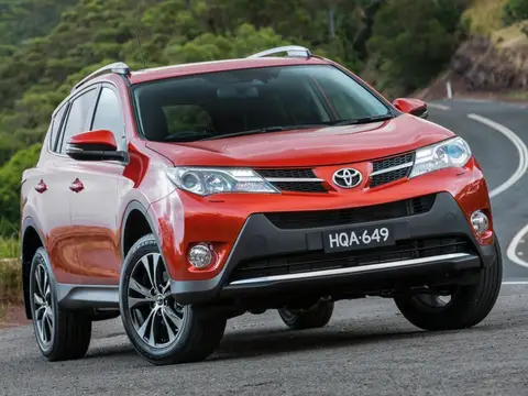 Toyota RAV4 IV (2013–2015)