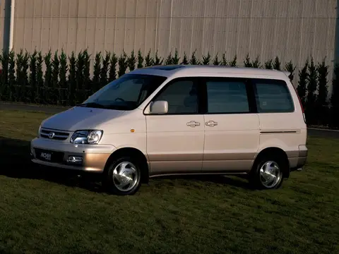TownAce Noah (1996–2001)