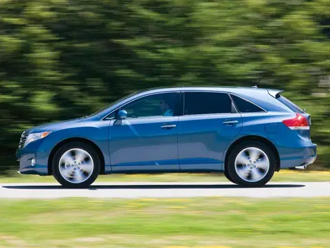 Venza I (2008–2016)