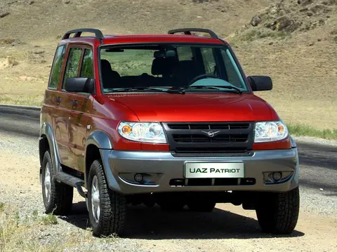 УАЗ Patriot (2005–2014)