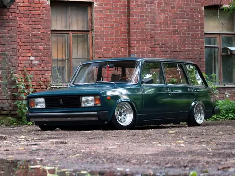 Lada 2104 (1984–2012)