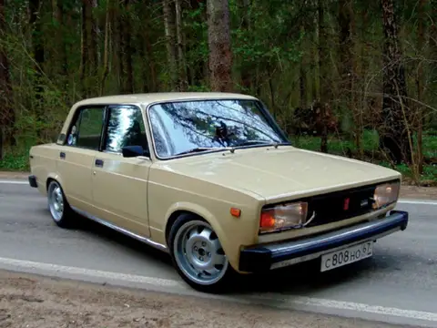 Lada 2105 (1980–2010)