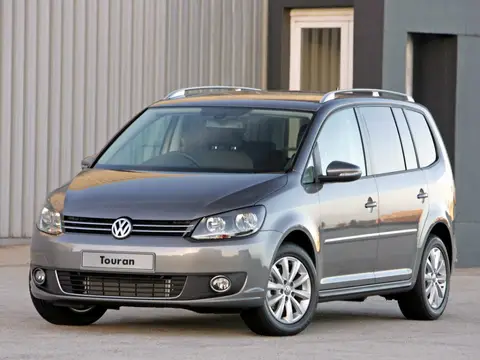 Touran II (2010–2015)