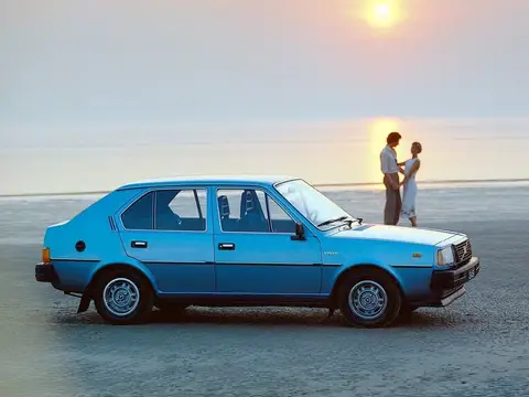 Volvo 345 (1980–1991)
