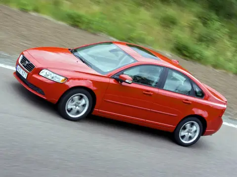 S40 II (2004–2012)